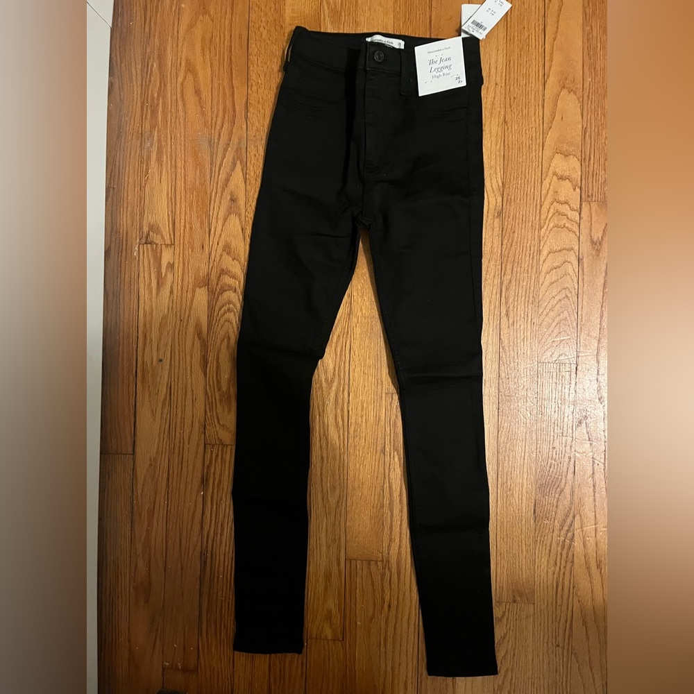 Brand New Black Abercrombie & Fitch Jeggings